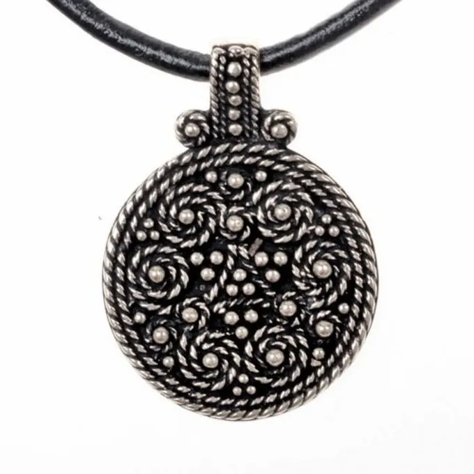 Birka Amulet Graf 943, Verzilverd