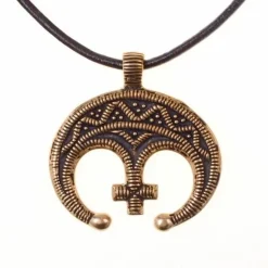 Lunula Amulet Met Kruis