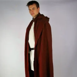 Leonardo Carbone Mantel Ellis Rood