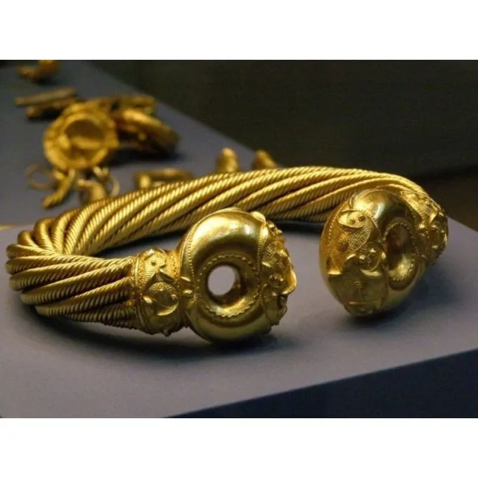 Deepeeka Snettisham Torque Replica - Afbeelding 5