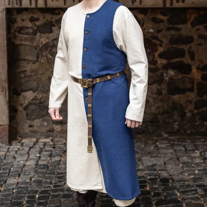 Burgschneider Tabberd Auderic, Rechts, Naturel