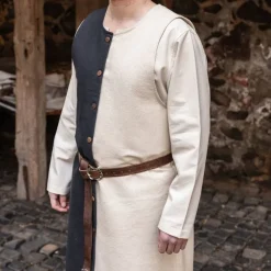 Burgschneider Tabberd Auderic, Rechts, Zwart