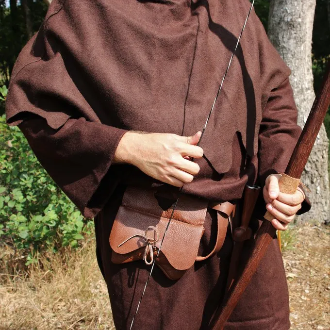 Leonardo Carbone Wollen Kaproen, Bruin